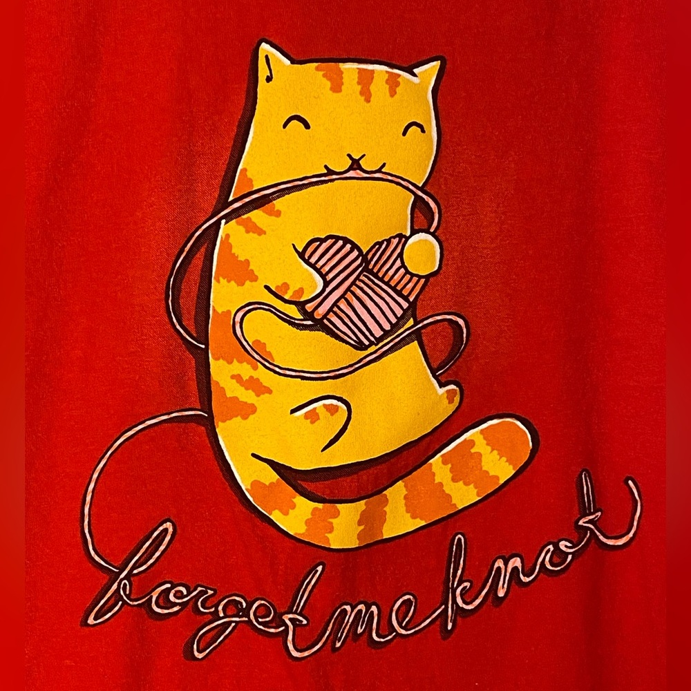 “Forget Me Knot” EUC Cute Kitten T-Shirt